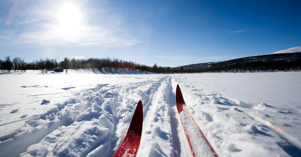 Běžecké lyžování jako cesta k udržení kondice v zimě